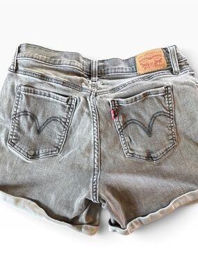 Levi's Distressed Stonewashed Grey Mid Length Denim Shorts Size 31